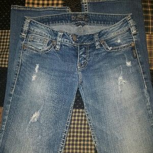 Silver Brand Tuesday distressed Jeans