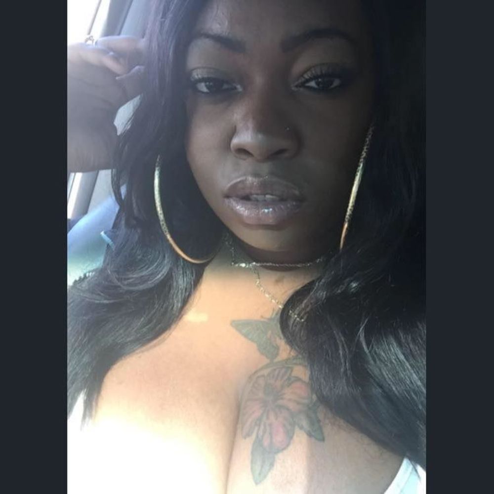 Meet your Posher, Shalika