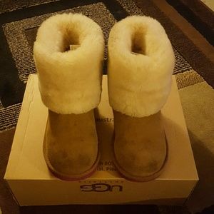 ***SOLD***Kids Ugg boots!!!