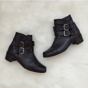 Stuart Weitzman black leather ankle booties