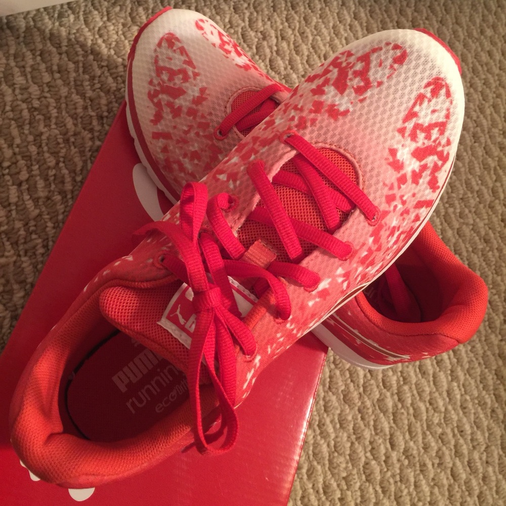PUMA Sneakers 7.5