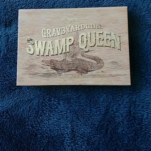 tarte Other - Graveyard girl swamp queen pallette by Tarte.