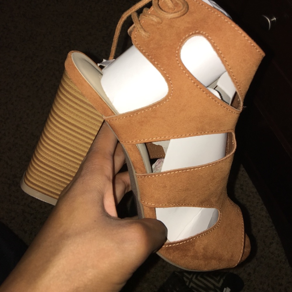 Whisky cut heel boot😍😍❗️