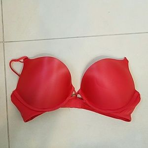 Victoria Secret Bombshell Bra