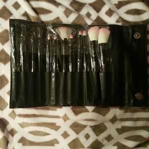 Final Sale Crown Brush 12pc Pro Brush Set Pink