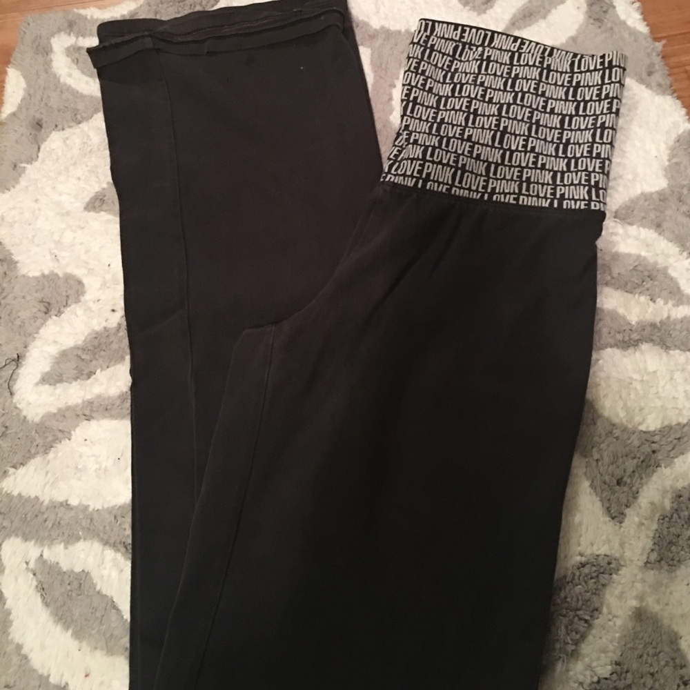 yoga pants