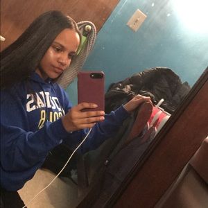 Meet your Posher, Lysbeth