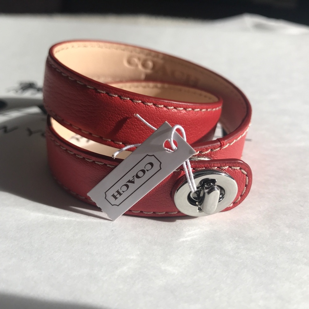 NWT Coach Leather Double Wrap Turnlock Bracelet