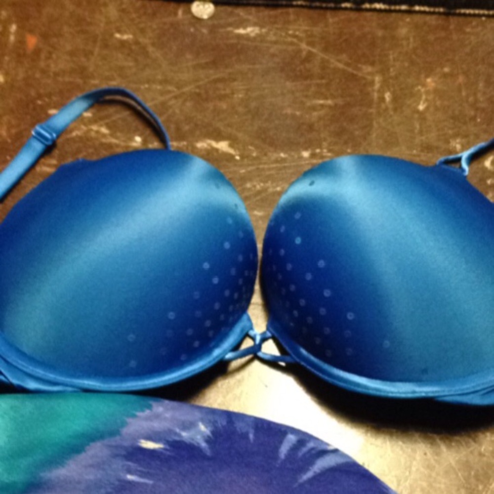 VS BOMBSHELL BRA