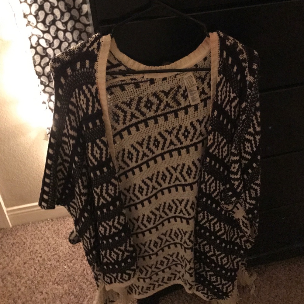White and blue poncho cardigan