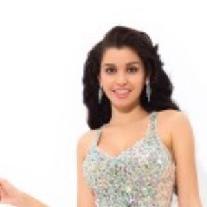 Meet your Posher, Lesly