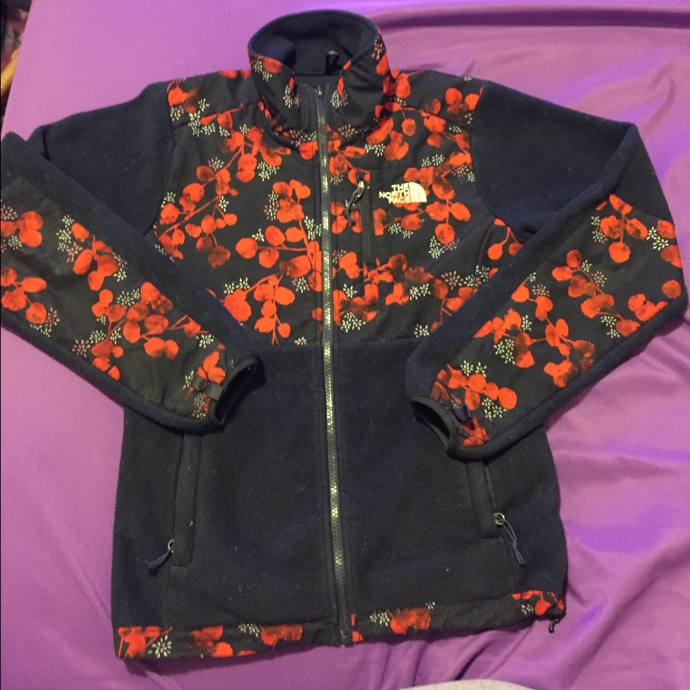 Beautiful & Unique North Face Jacket ✨
