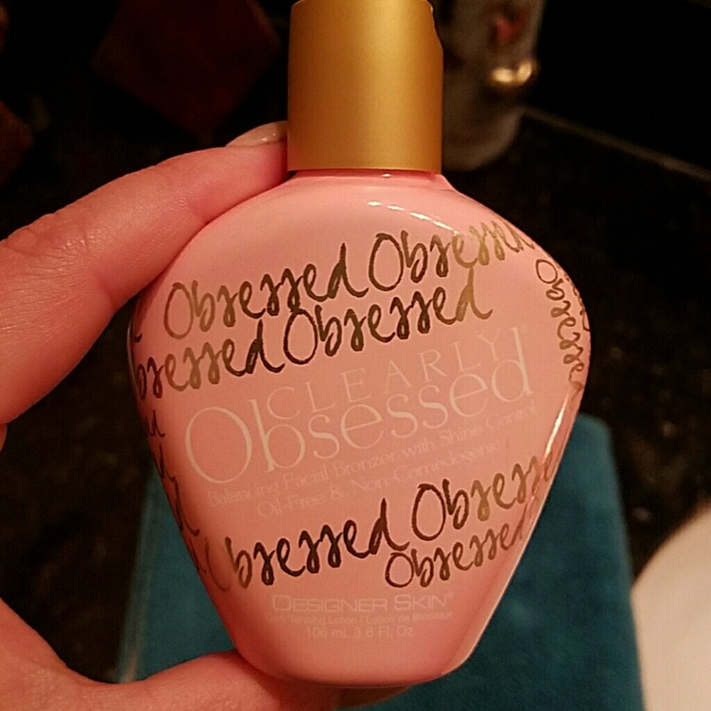Clearly obsessed designer skin face lotion