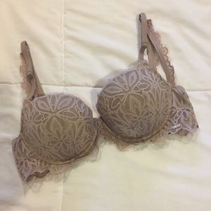VS PINK Pale Purple Bra