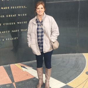 Meet your Posher, Helen