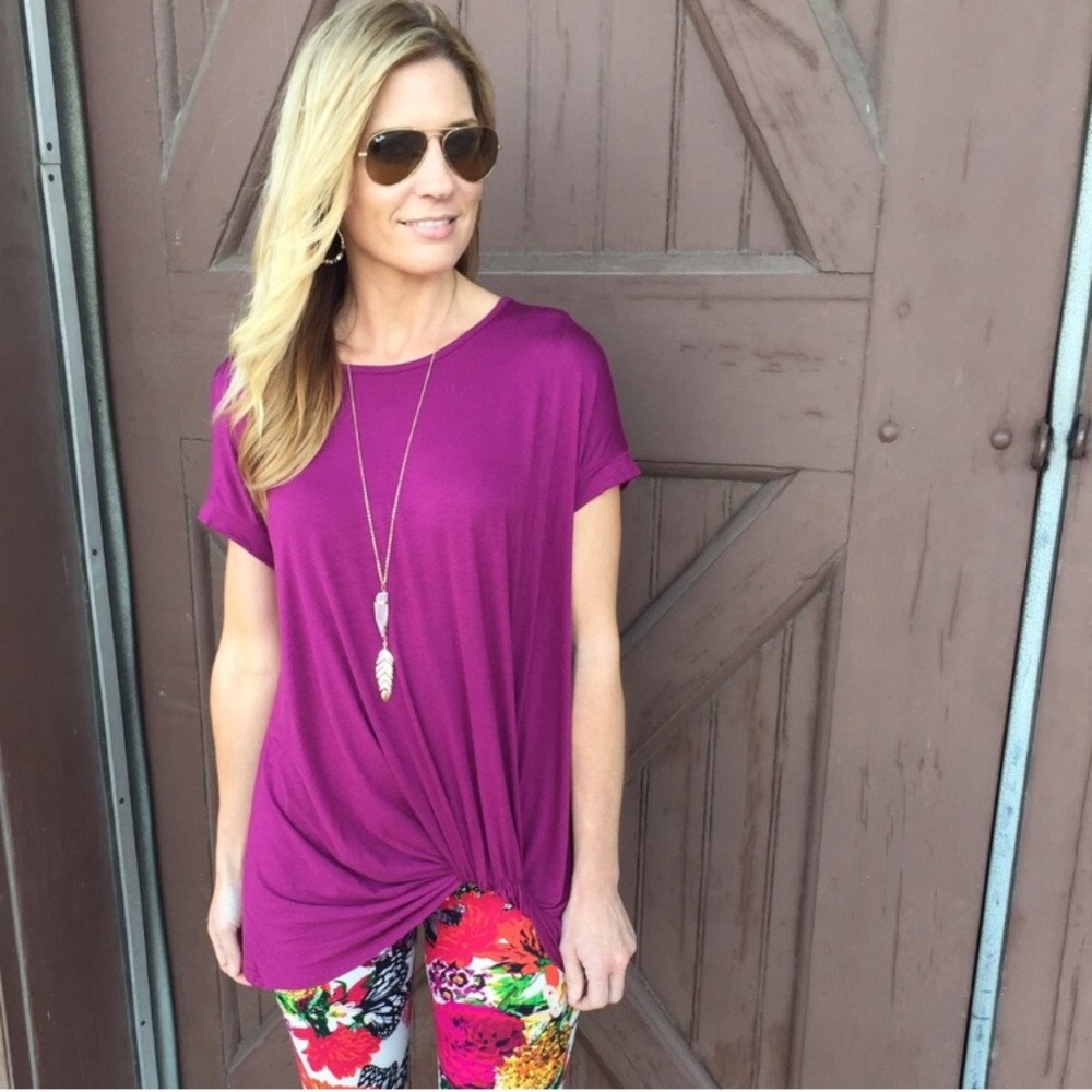 LAST! Floral Butterfly Leggings - Picture 3 of 5