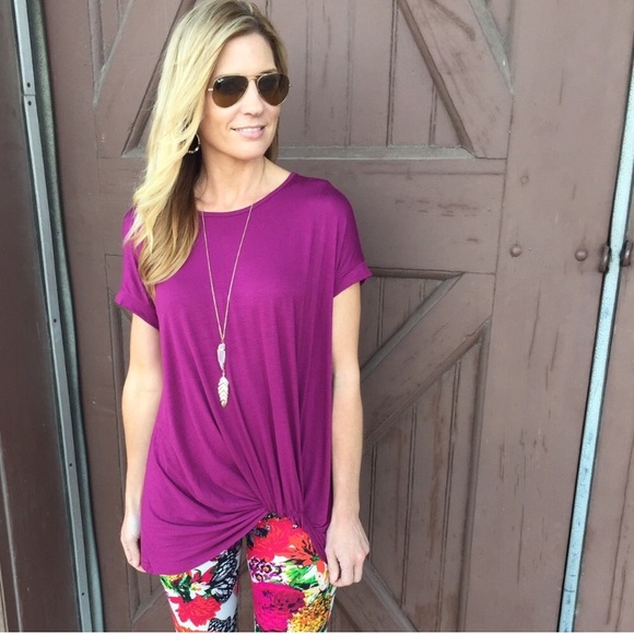 LAST! Floral Butterfly Leggings - Picture 3 of 5