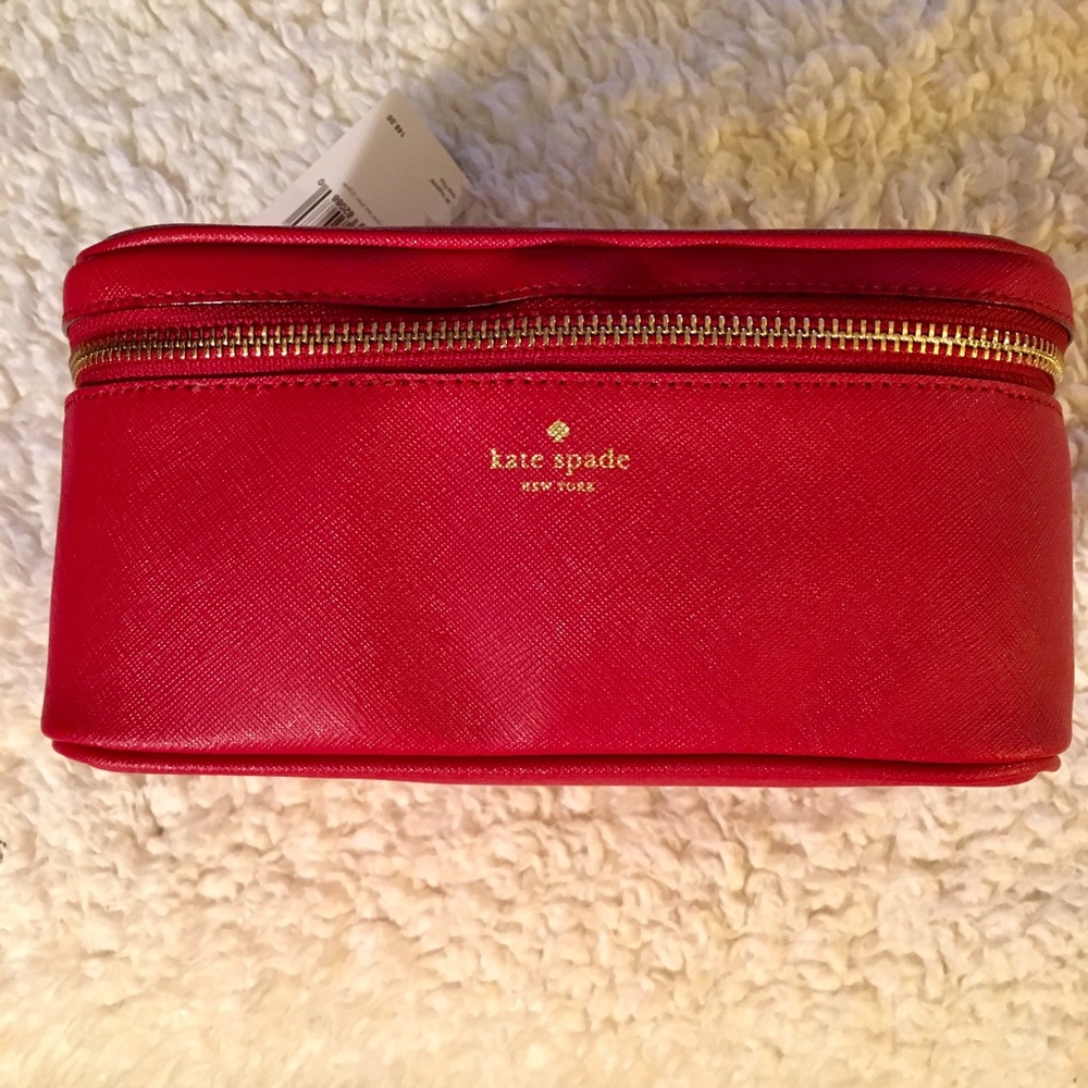 🎉🎈HP 2/19/17 Kate Spade Lg Grayden Make-up Bag