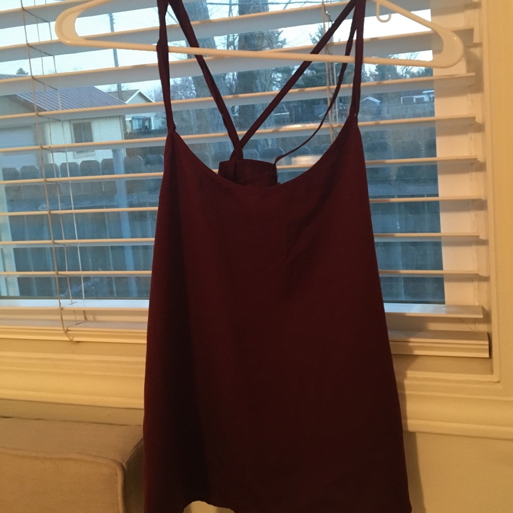 Hollister Burgandy/ maroon top, size small.