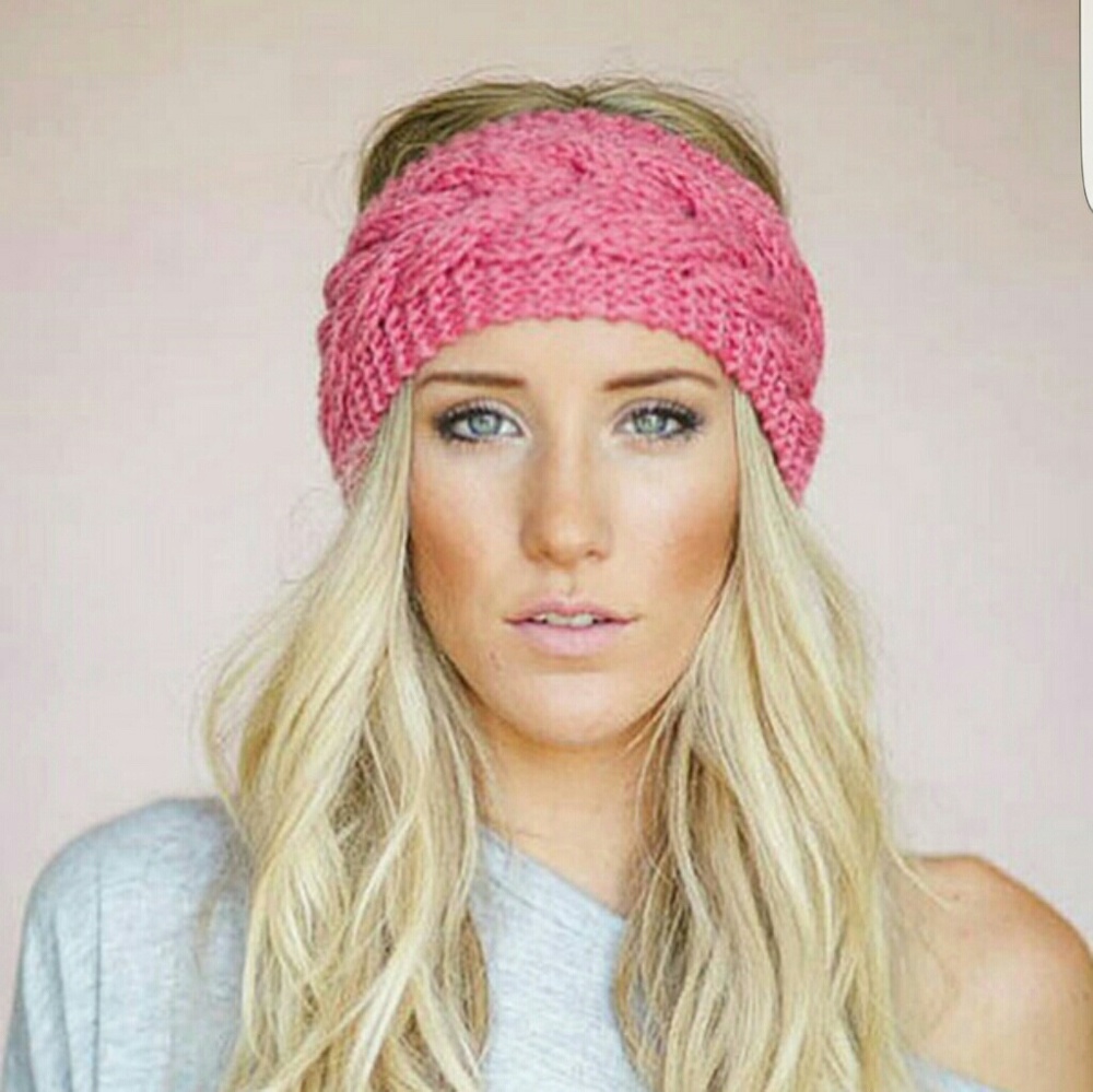 *Price Firm* knitted Headband