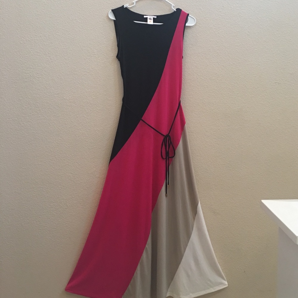 Sexy and stretchy rich look color block long gown