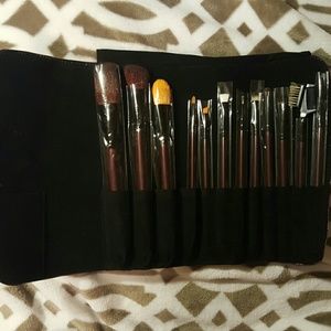 Final Sale Crown Brush 12pc Designer Set with Case