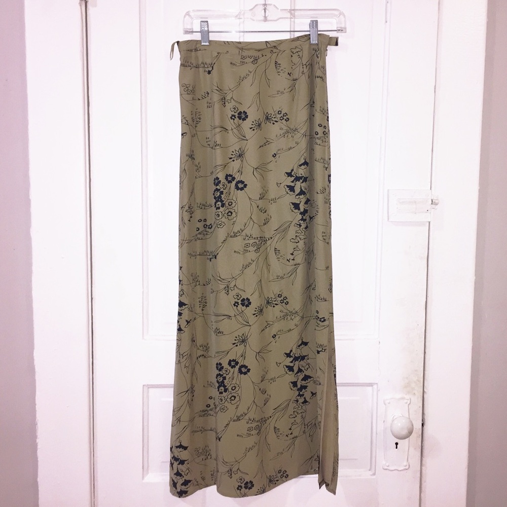 Silk Banana Republic maxi skirt