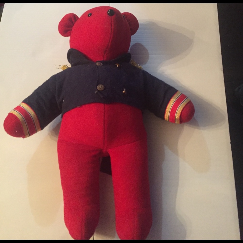 1979 North American Bear 🐻 about 22'H very cute
