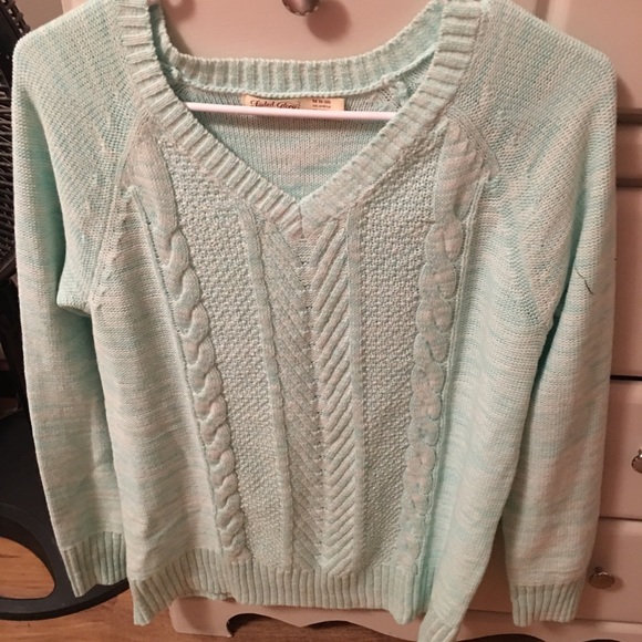 Sweater - Picture 1 of 2