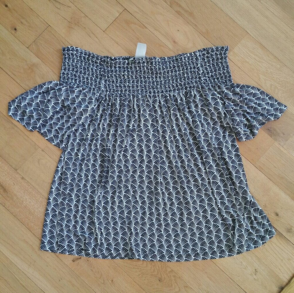 H&M Off The Shoulder Blouse