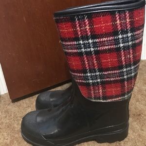 Plaid Print Rain & Snow Boots .
