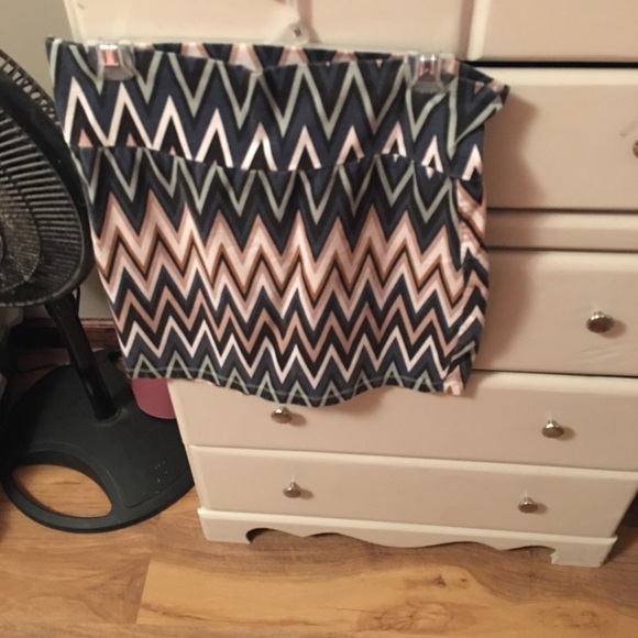 Skirt - Picture 1 of 2