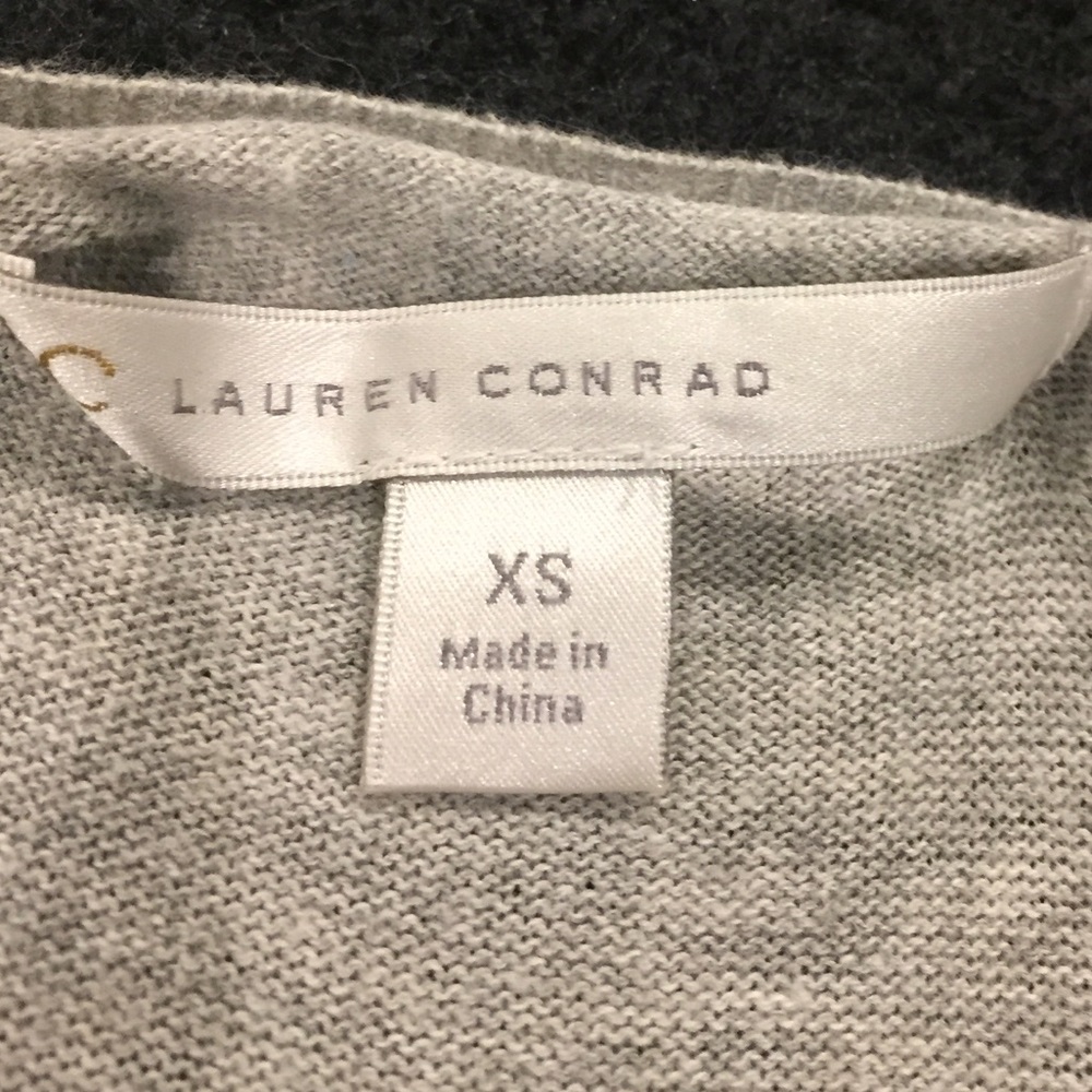 Feminine take on a boring sweater! - Picture 3 of 3