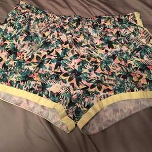 Gap fit workout shorts