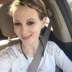 Meet your Posher, Brittney