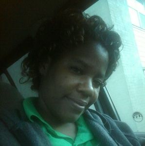 Meet your Posher, Monique