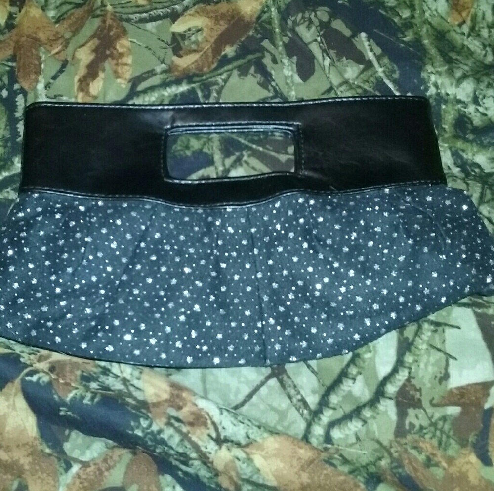 Clutch purses - Picture 3 of 4