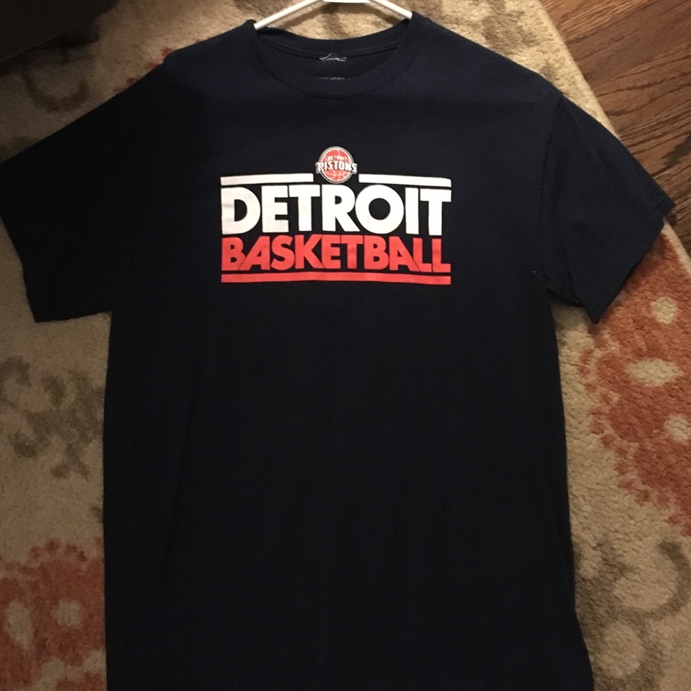 Detroit Pistons T-Shirt