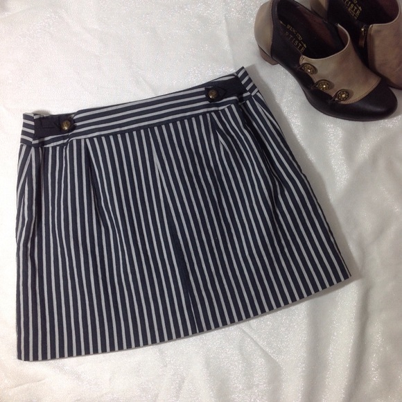 BCBG MaxAzria Striped Skirt W/Button Front - Picture 2 of 5