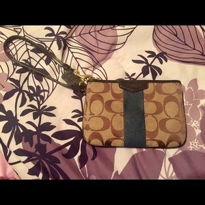 Coach wrislet wallet/purse