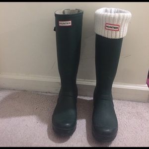 Green Hunter Tall Rain Boots with Ribbed Socks