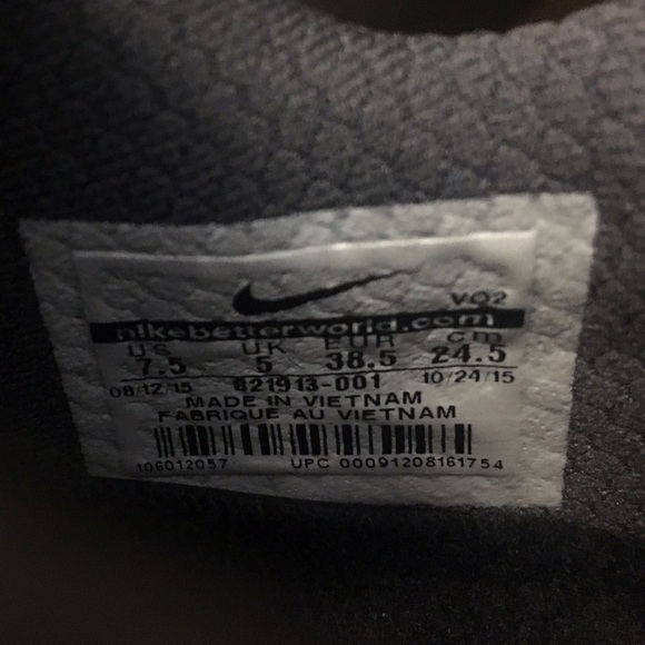 NEW WMNS Nike Metcon 2 Sneakers, 7.5 - Picture 7 of 8