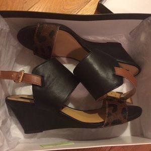 Kensie Svora Slingback Wedge in Leopard