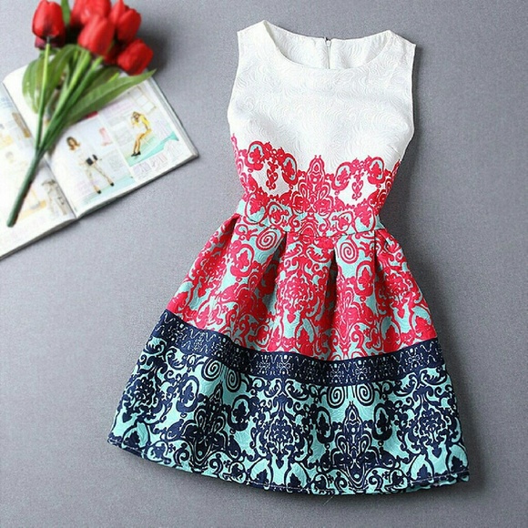 Dresses & Skirts - Untwine It Red and Navy Baroque Dress