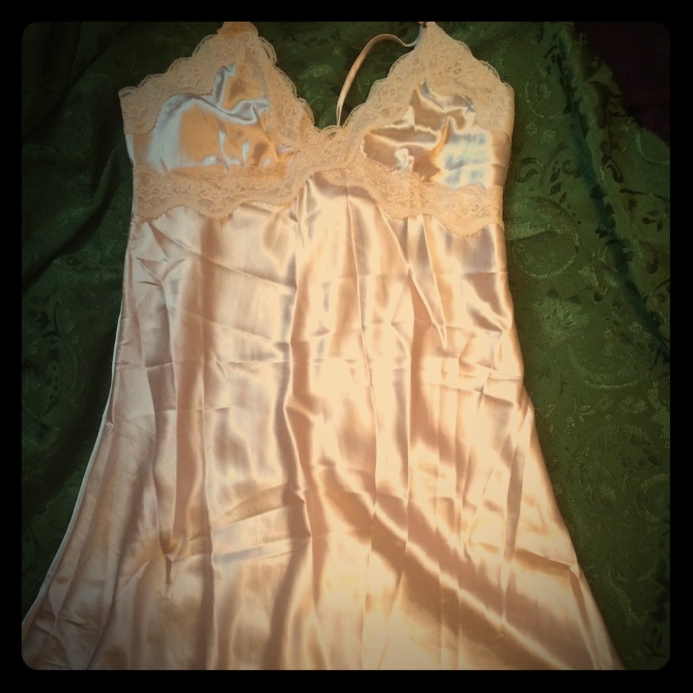 Darling little satin nighty ❤️