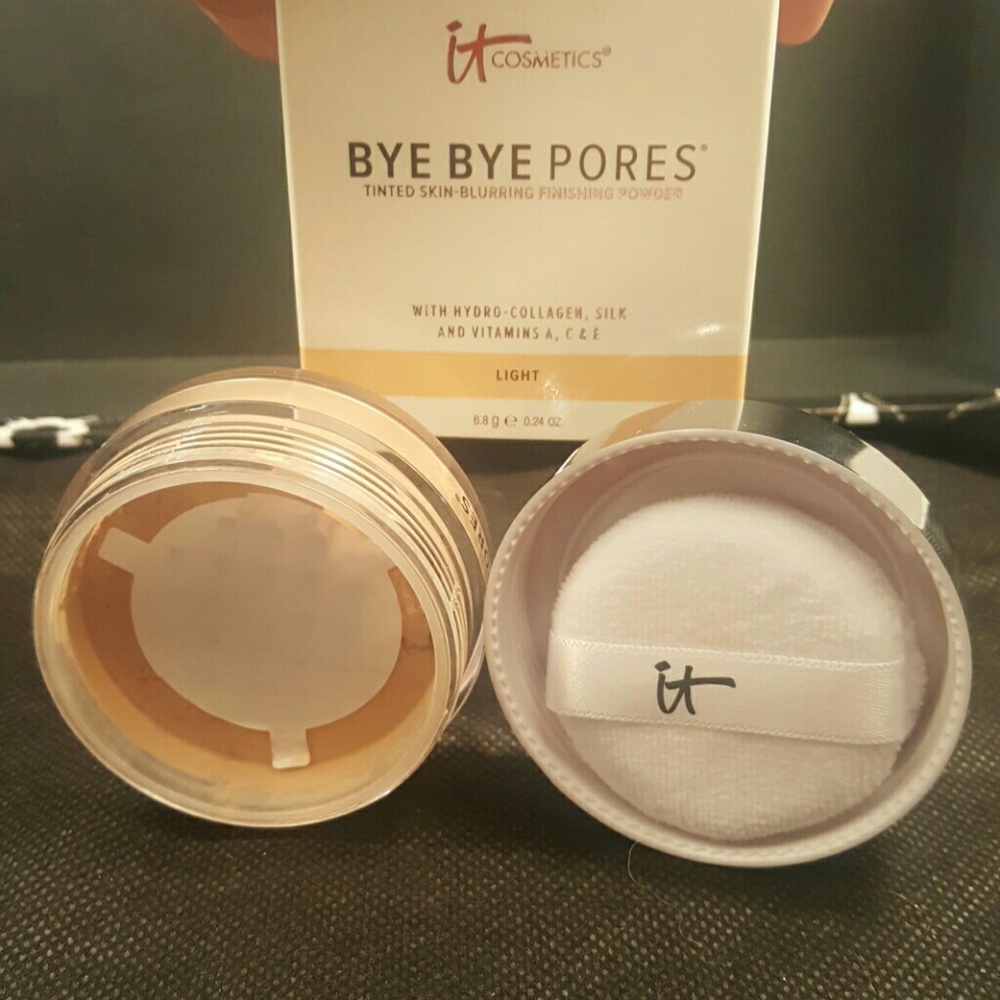 IT Cosmetics Finishing Powder-Light /Sephora - Picture 3 of 5