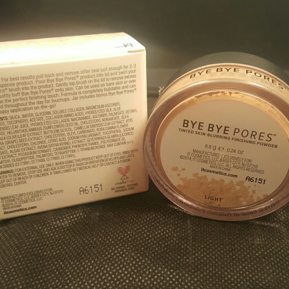 IT Cosmetics Finishing Powder-Light /Sephora - Picture 2 of 5