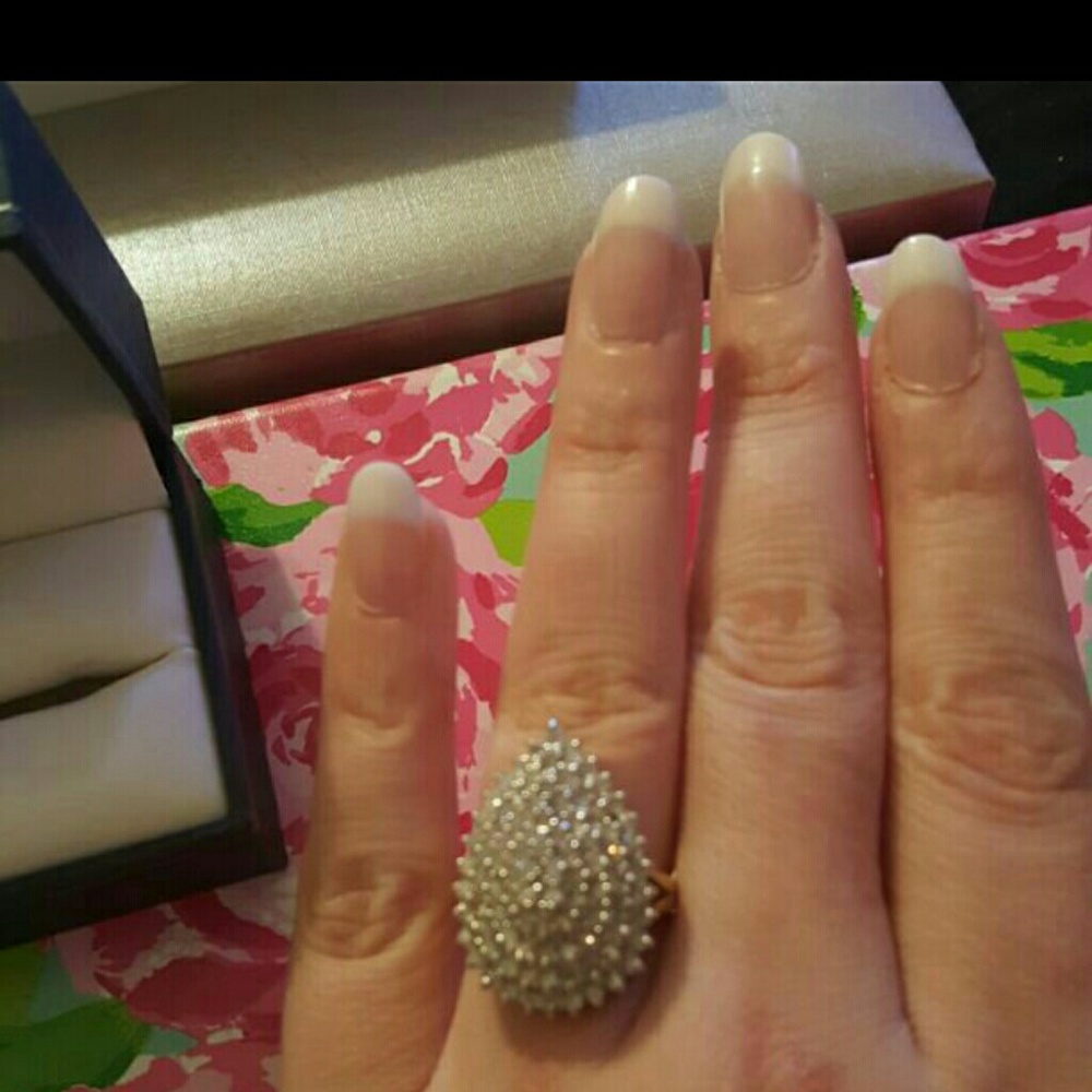ONE DAY SALE. gold diamond ring