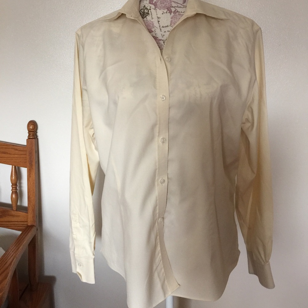 Brooks Brothers long sleeve button down blouse