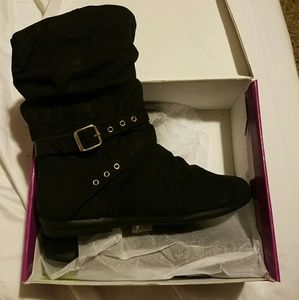 Baybay Ankle Boots By Rampage